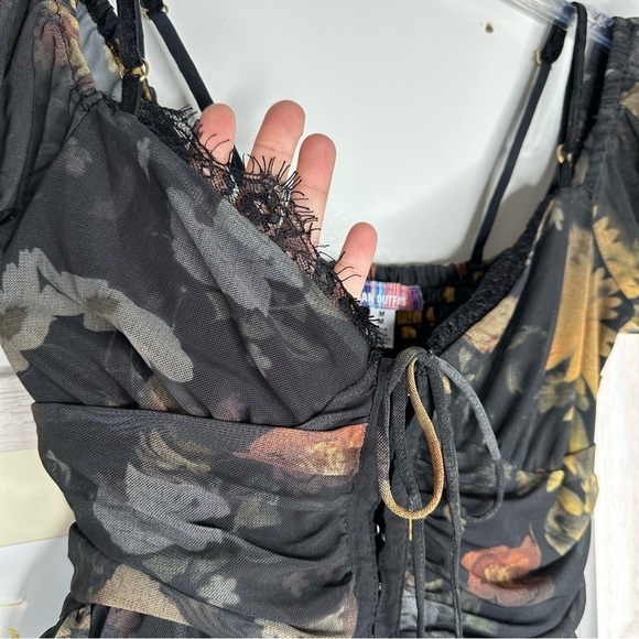 Urban Outfitters Tula Black Floral Layered Mesh Playsuit Romper Women’s Medium - Picture 6 of 14